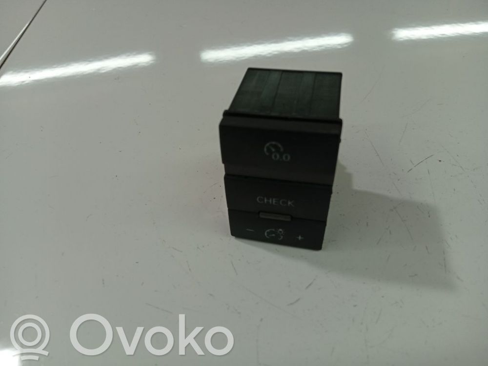 Audi A6 S6 C6 4F Interruttore di regolazione dell’illuminazione del quadro 