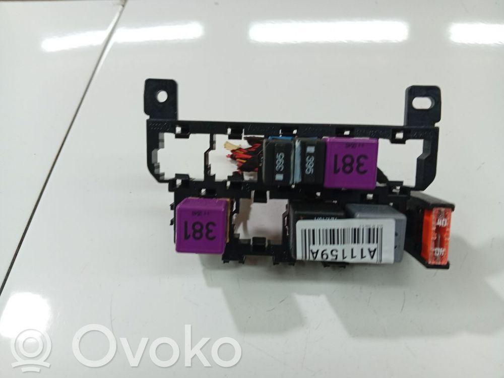 Audi A6 S6 C6 4F Set cutie siguranțe