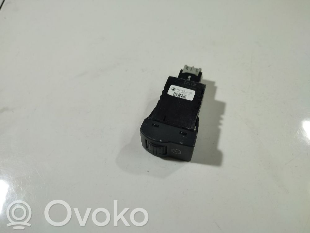 Mazda 3 I Interruttore di regolazione dell’illuminazione del quadro 