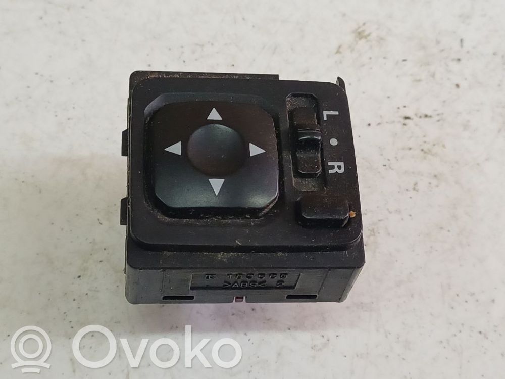 Mitsubishi Grandis Interruttore specchietto retrovisore 