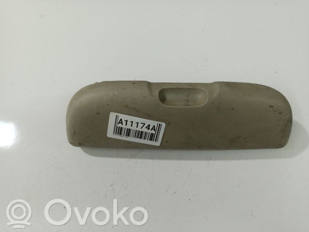 Nissan Primera Daiktadėžė 