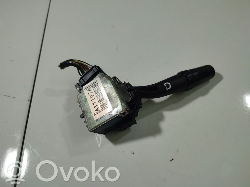 Toyota Avensis T250 Commodo d'essuie-glace