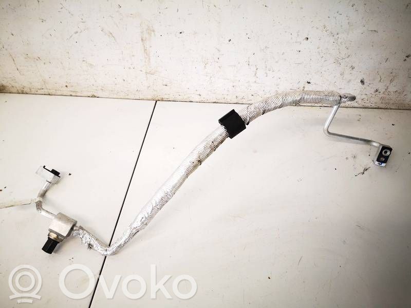 Audi Q4 e-tron Ilmastointilaitteen putki (A/C) 