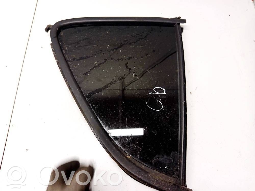 Opel Agila B Ventanilla de ventilación de la puerta trasera 
