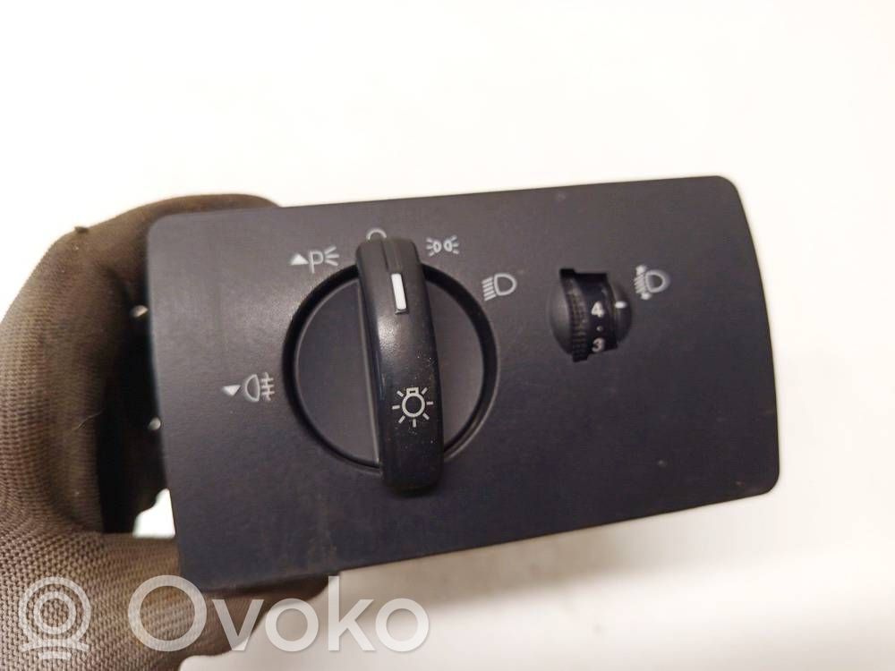 Light switch   4S7T13A024CA,498610,4S7T13A024CA,G0GMA