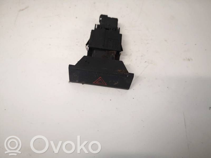 Hazard light switch   5F0953235B,10135028,10135028,5F0953235B