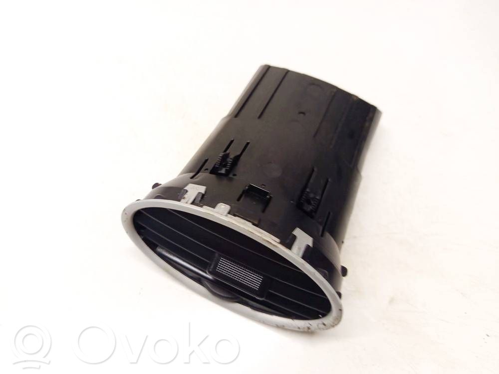 Ford Focus Dash center air vent grill 