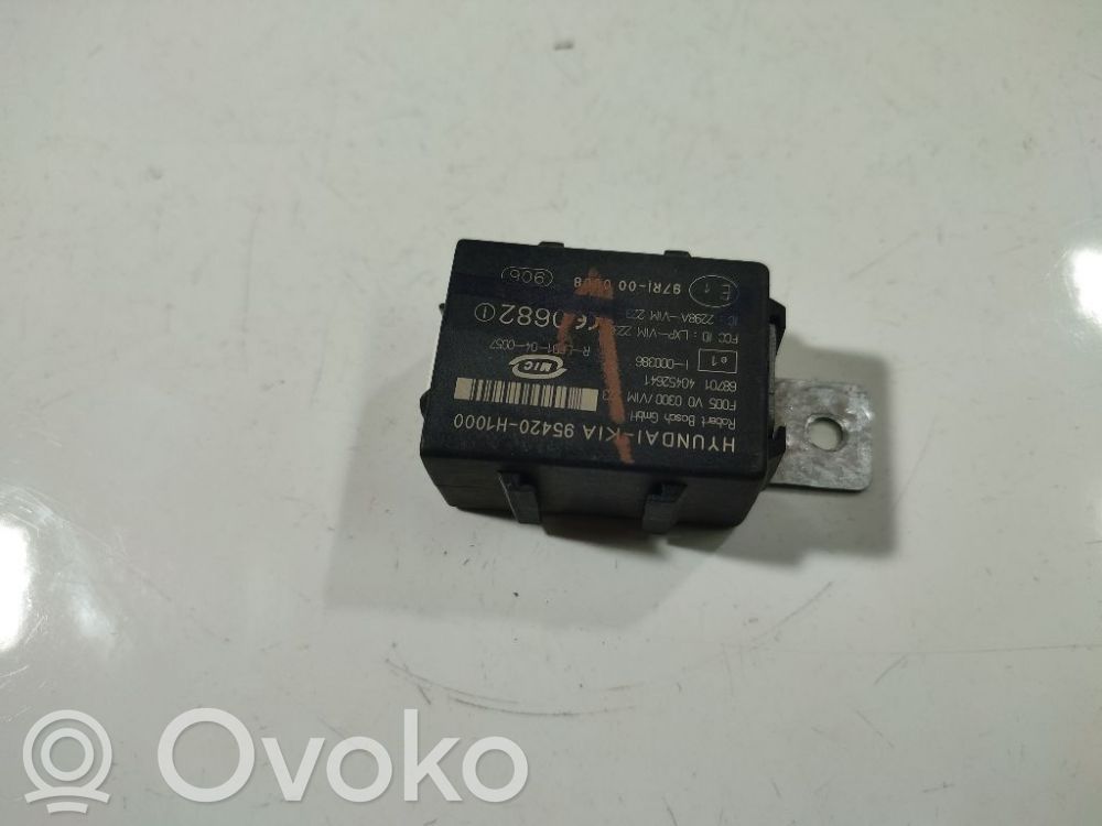 Moduł / Sterownik immobilizera   95420H1000,2298AVIM223,6870140452641,95420H1000,97RI000008,F005V00300VIM,I000386,LXPVIM223