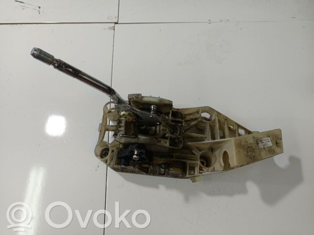 Ford Mondeo MK IV Lewarek zmiany biegów / górny 
