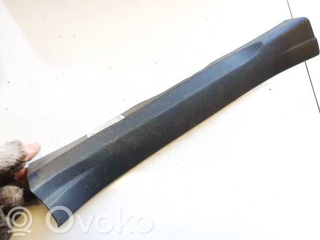 Toyota Auris 150 Copertura del rivestimento del sottoporta posteriore