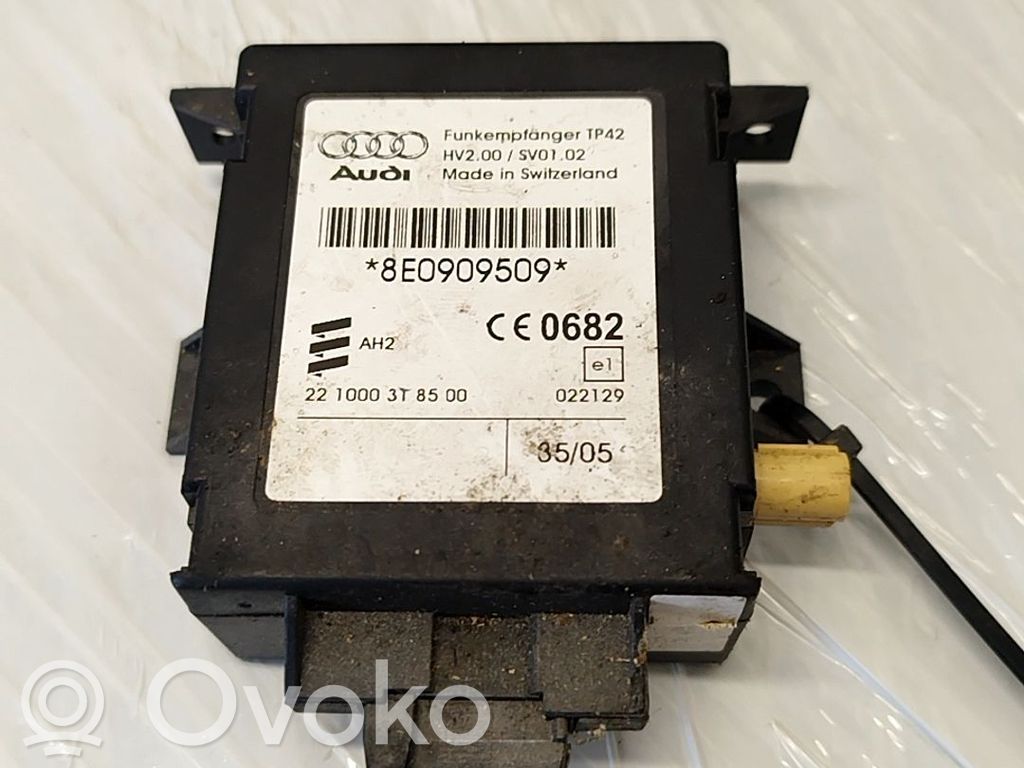 Muut ohjainlaitteet/moduulit   8E0909509,221000318500,221000318500,8E0909509