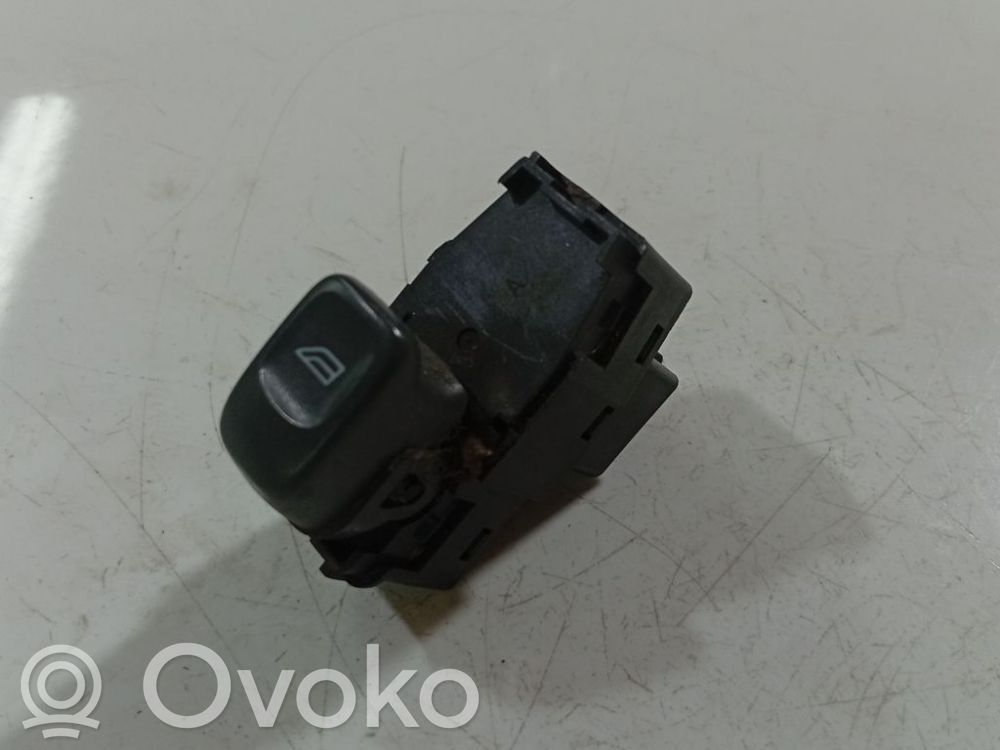 Volvo S60 Przyciski szyb 
