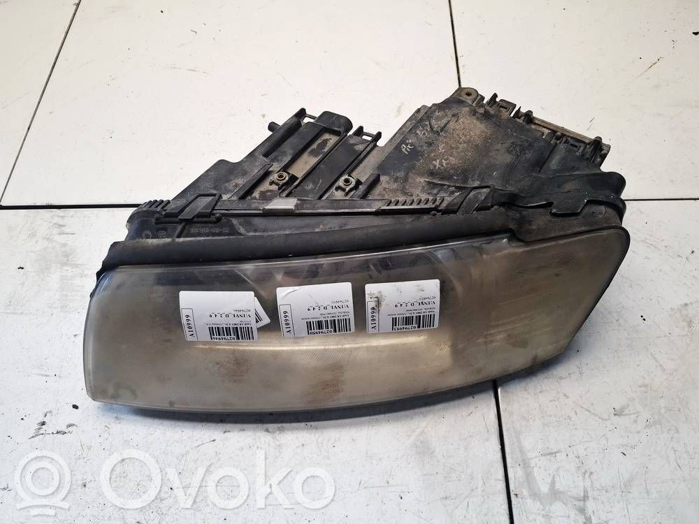 Audi A8 S8 D3 4E Headlight/headlamp 