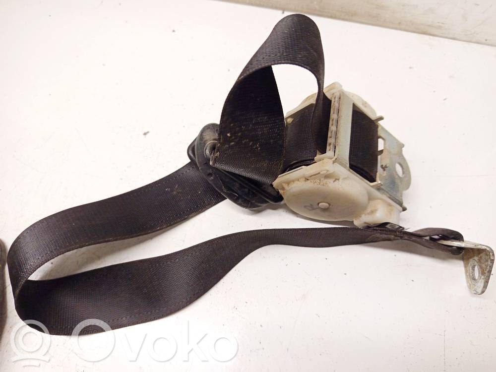 Opel Zafira A Cinturón trasero 