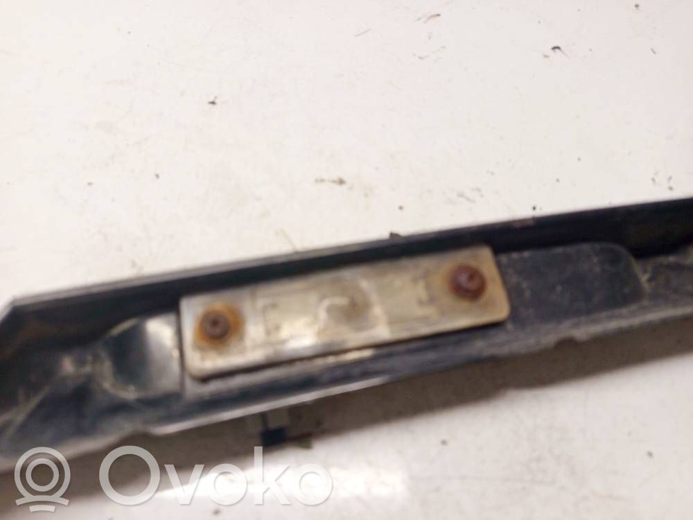 Opel Zafira A Lampa oświetlenia tylnej tablicy rejestracyjnej 
