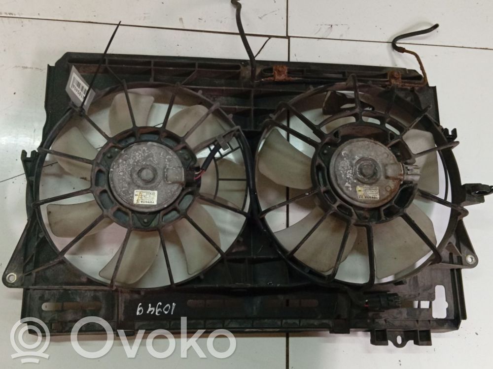 Toyota Corolla Verso AR10 Convogliatore ventilatore raffreddamento del radiatore