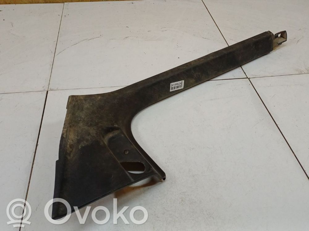 Skoda Octavia Mk2 (1Z) Copertura del rivestimento del sottoporta anteriore