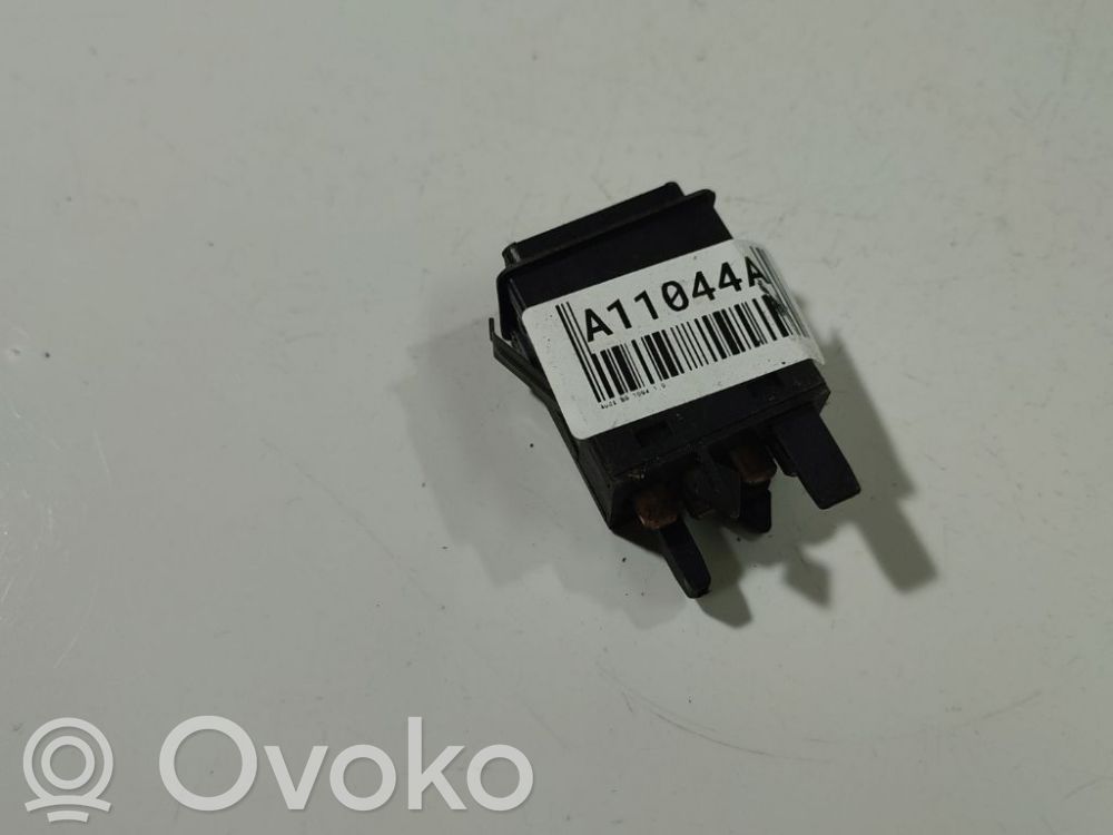 Audi 80 90 S2 B4 Interruttore luci di emergenza