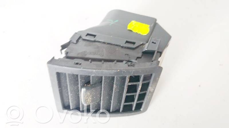 Volkswagen Touareg I Grilă ventilație centrală
