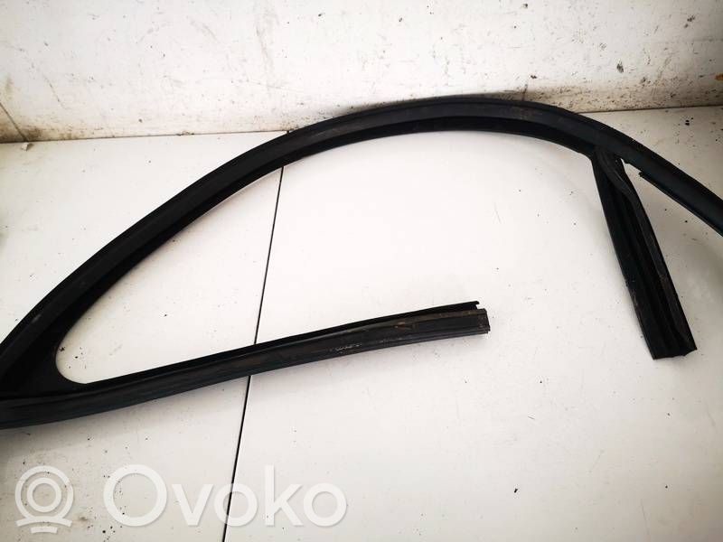 Fiat Tipo Rubber seal front coupe door 