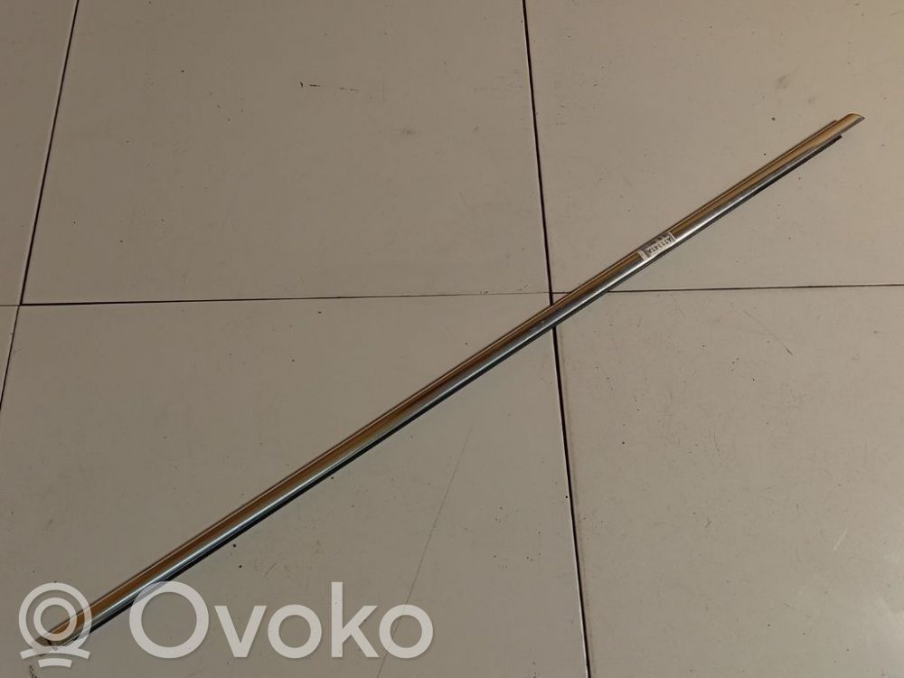 Opel Insignia A Rivestimento modanatura del vetro della portiera anteriore