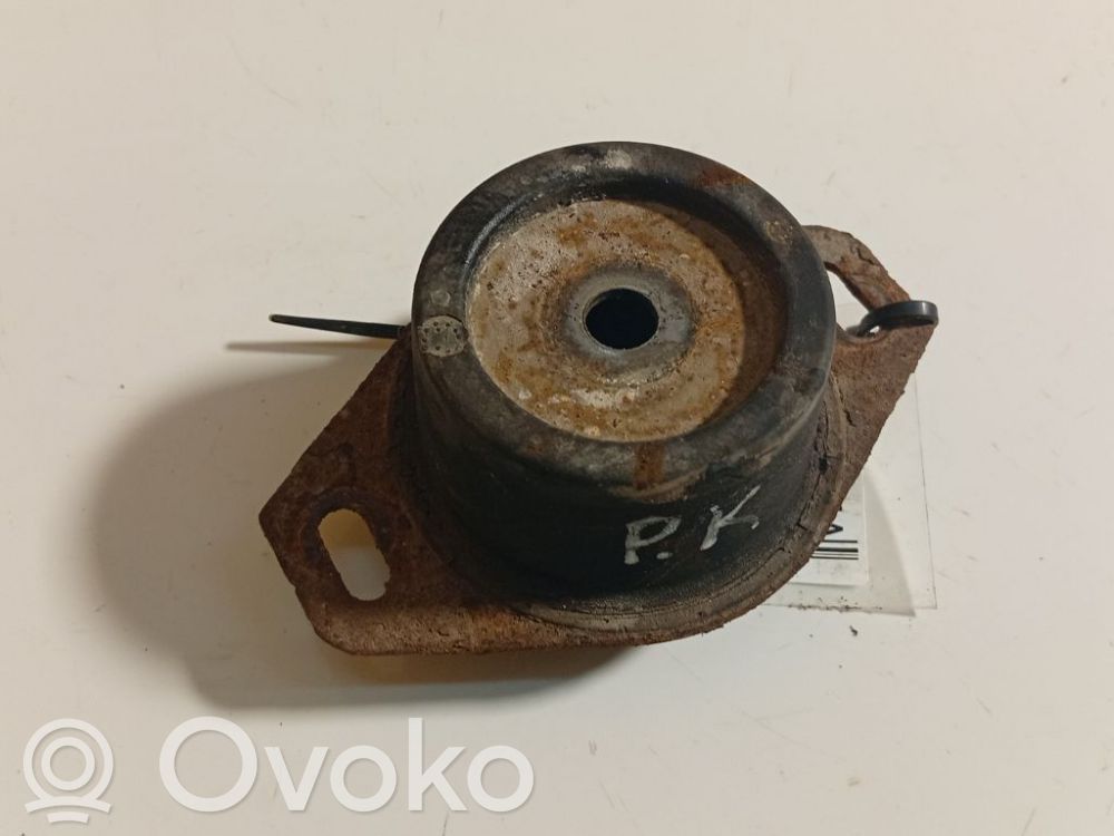 Peugeot Expert Engine mount bracket 