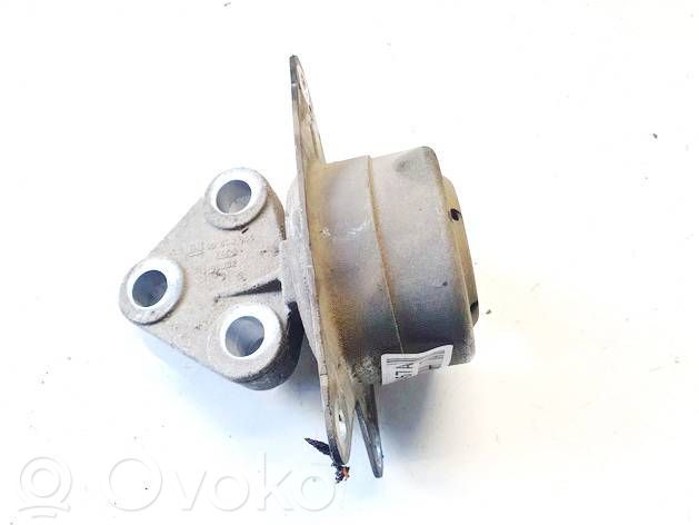 Engine mount bracket   90575457,90538543,90575456,90575457