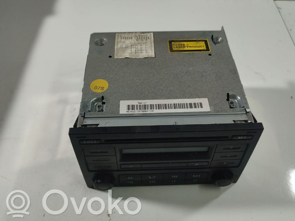 Volkswagen Polo IV 9N3 Unitate principală radio/CD/DVD/GPS 