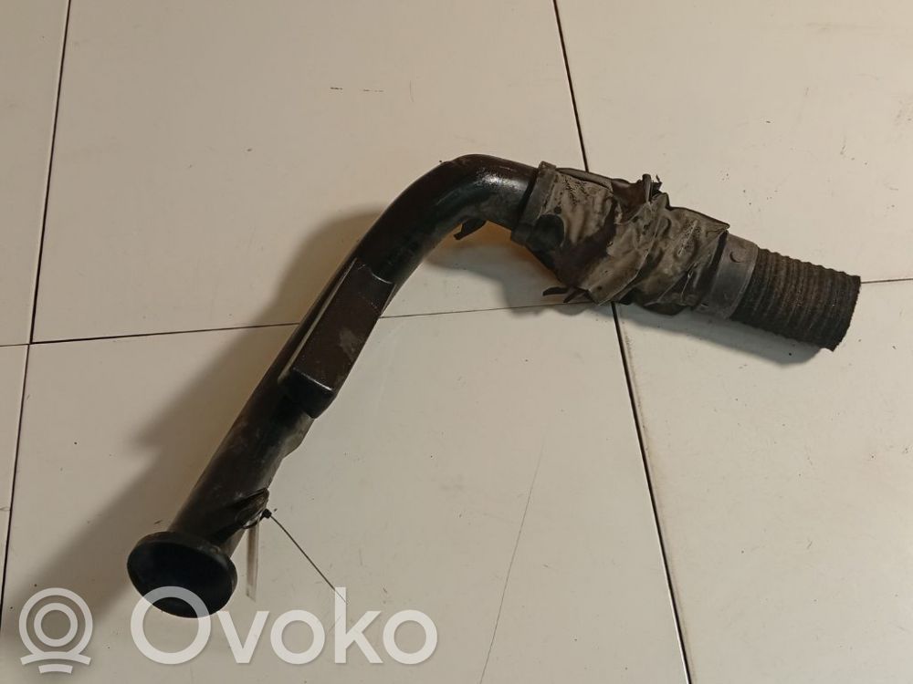 Opel Omega B2 Ilmanoton letku 
