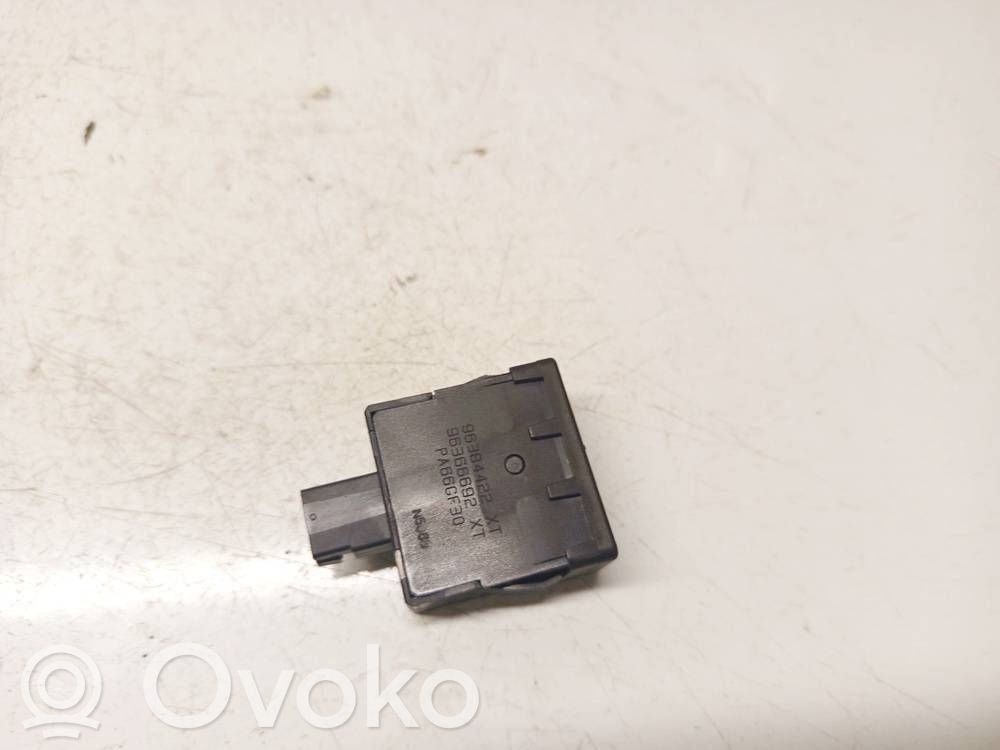 Peugeot 407 Interruttore di regolazione livello altezza dei fari