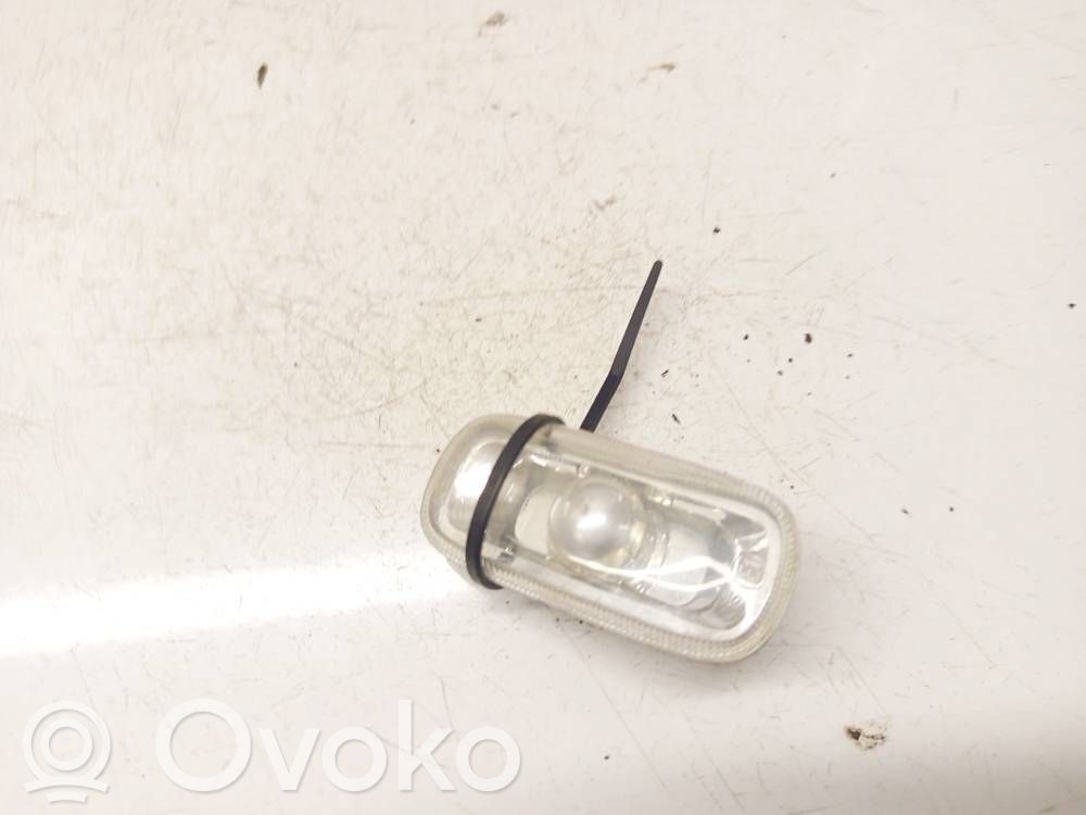 Audi A4 S4 B7 8E 8H Semnalizator bară față 