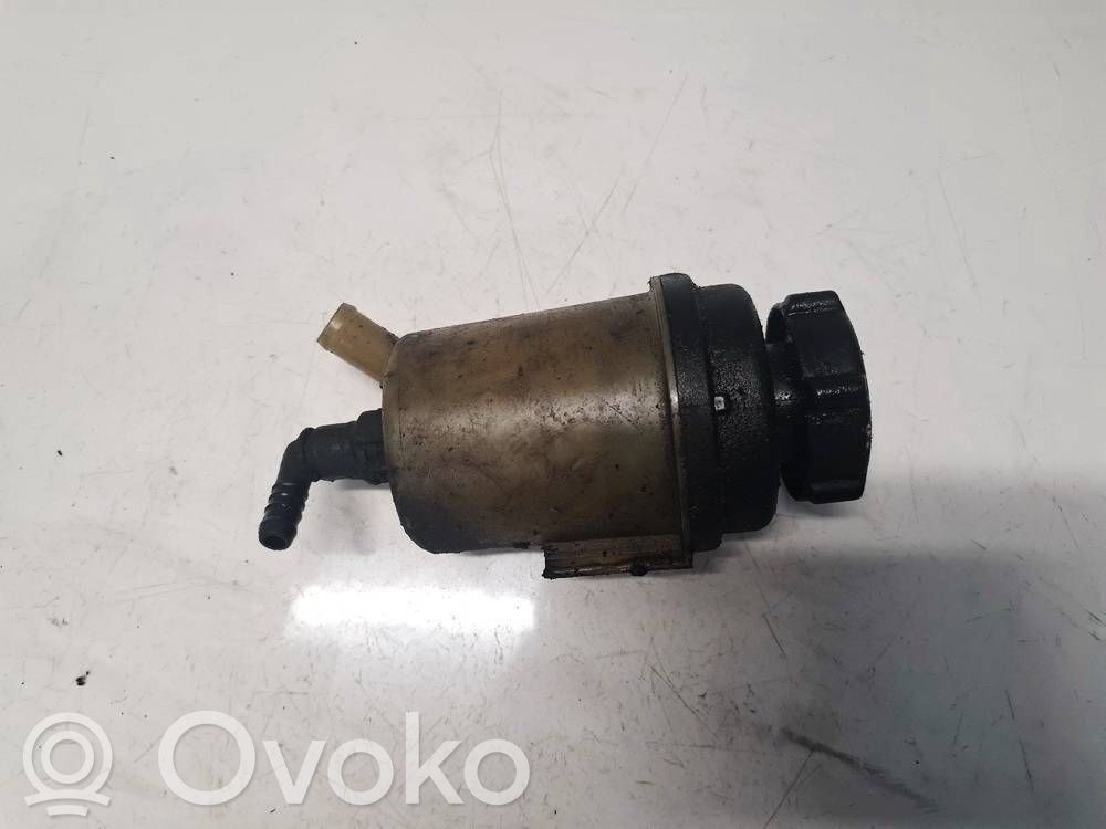 Ohjaustehostimen nestesäiliö   6C913R700CB,6C913R700CB,6C913R700CB