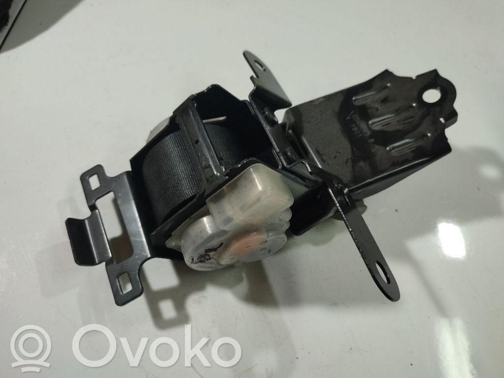 Honda FR-V Pas bezpieczeństwa fotela tylnego środkowego 