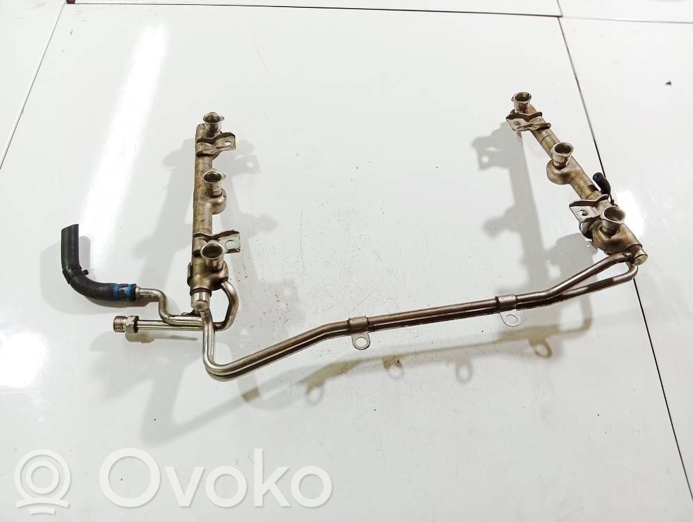Audi A6 S6 C5 4B Rampă alimentare injectoare 