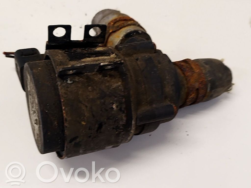 Audi A6 S6 C5 4B Pompa cyrkulacji / obiegu wody 