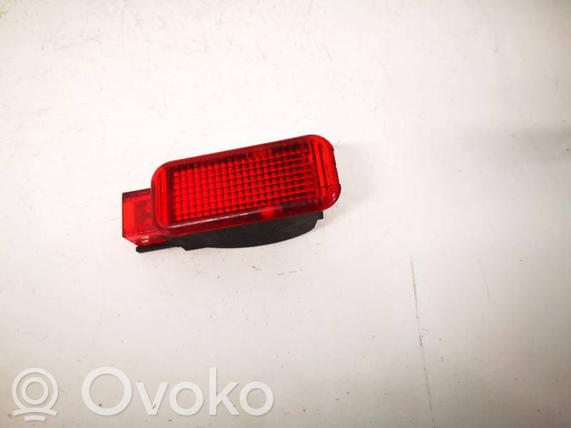 Otras luces interiores   3B0947415B,3B0947415B,3B0947415B