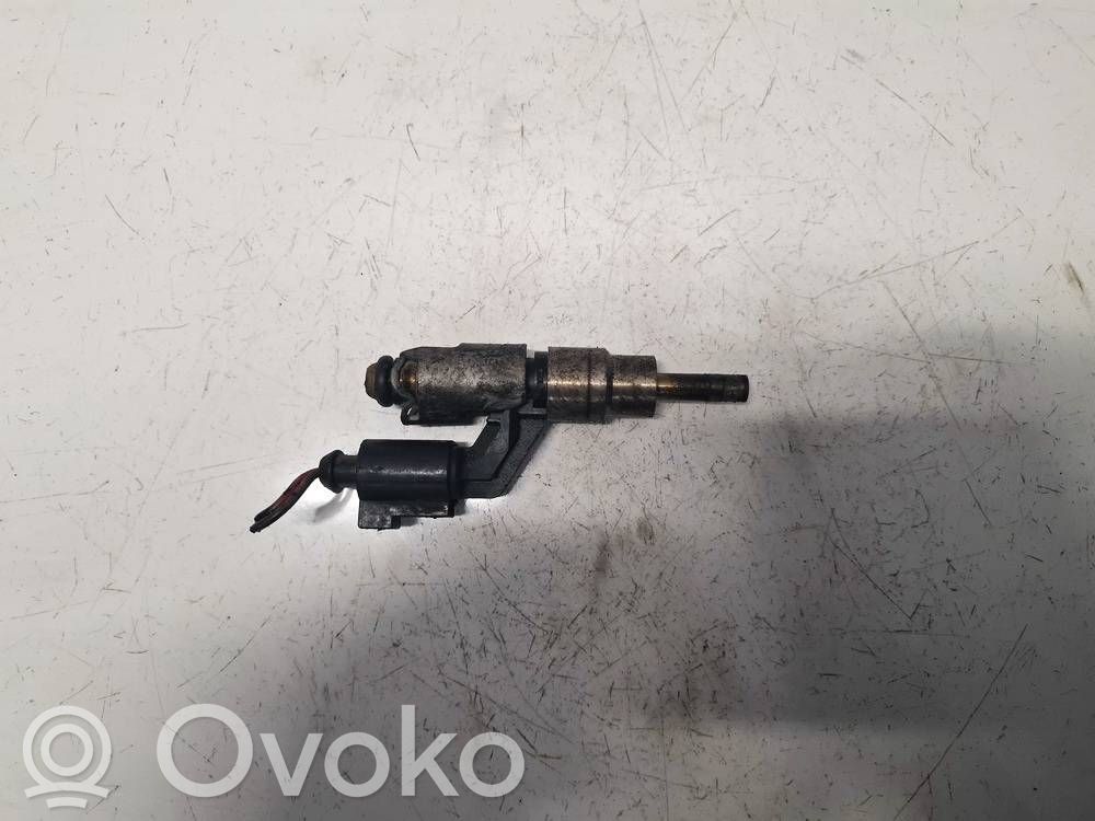 Volkswagen Golf V Injector combustibil 