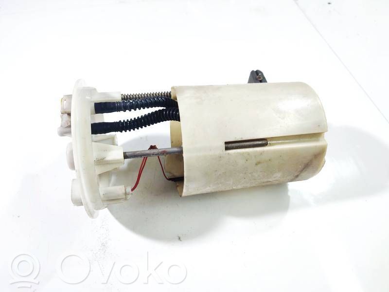 Toyota Avensis T250 Sensore di livello del carburante