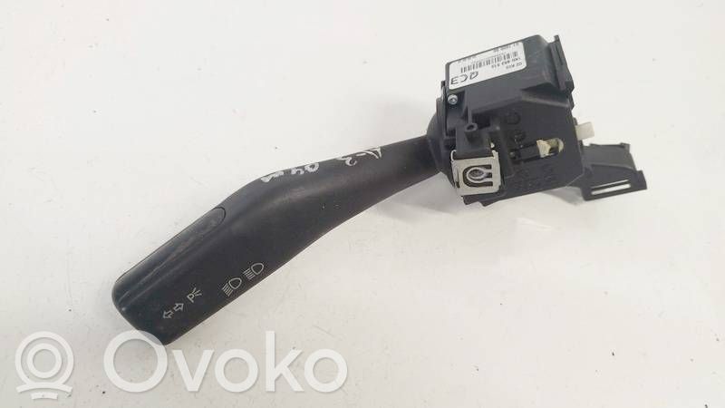 Suuntavilkun vipu   1K0953513,1K0953513,01103501,1K0953513,1K0953513A,1K0953513G