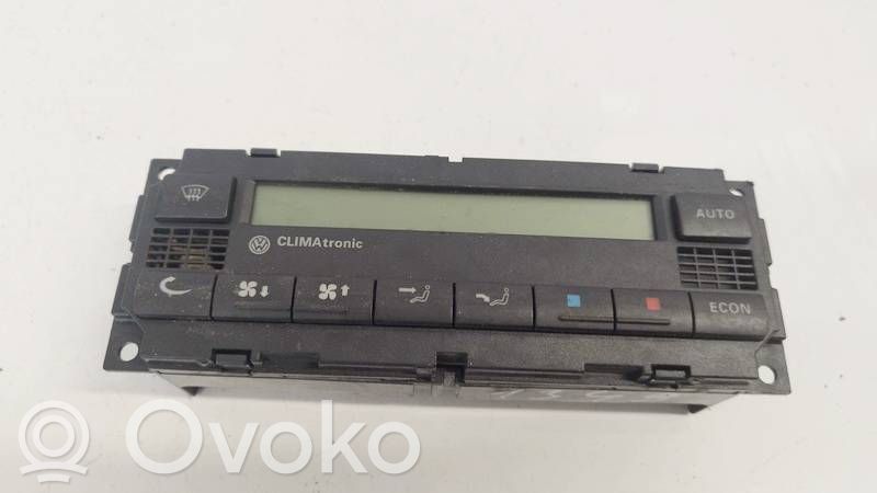 Volkswagen PASSAT B5.5 Centralina del climatizzatore 
