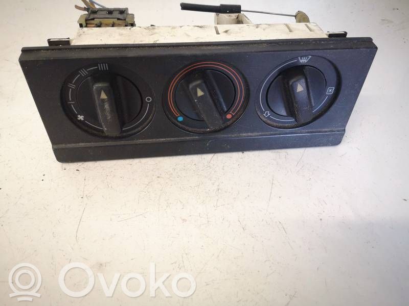 Panel klimatyzacji   893819073B,893819073B,893819073B