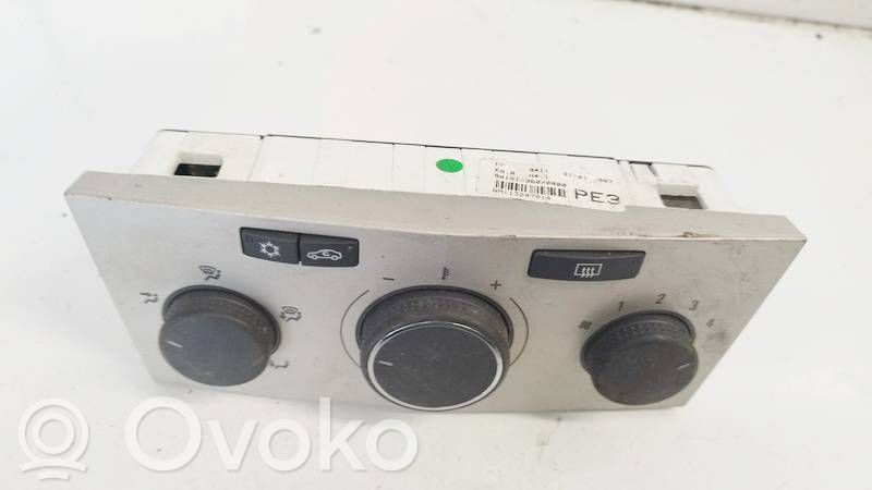 Opel Astra H Unitate control climatizare 