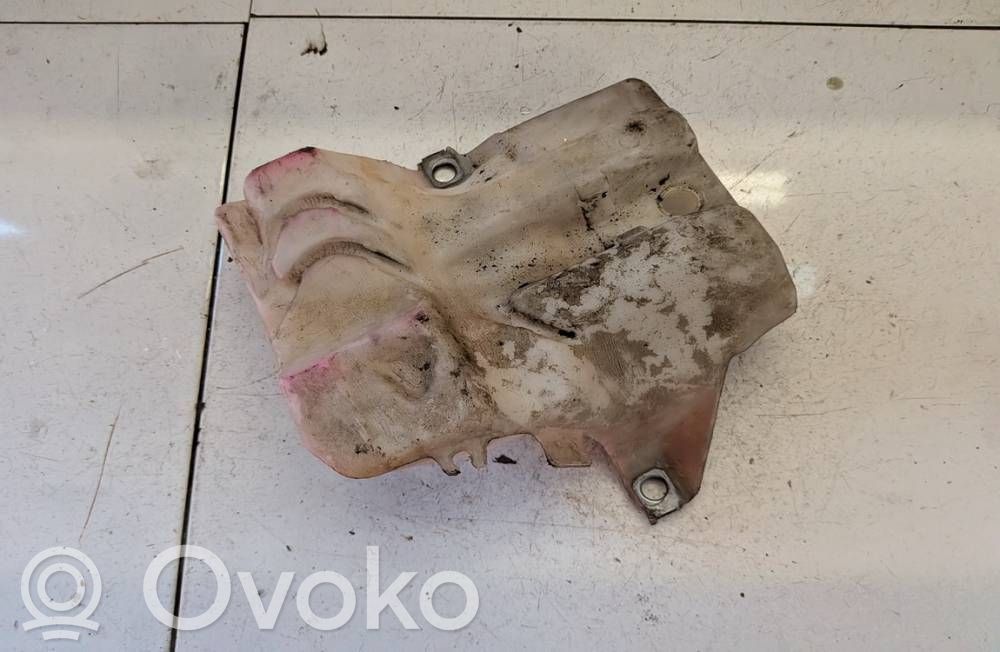 Tuulilasinpesimen nestesäiliö   AV6117B613A,AV6117B613A,AV6113K163A,AV6113K163AB,AV6117B613,AV6117B613A