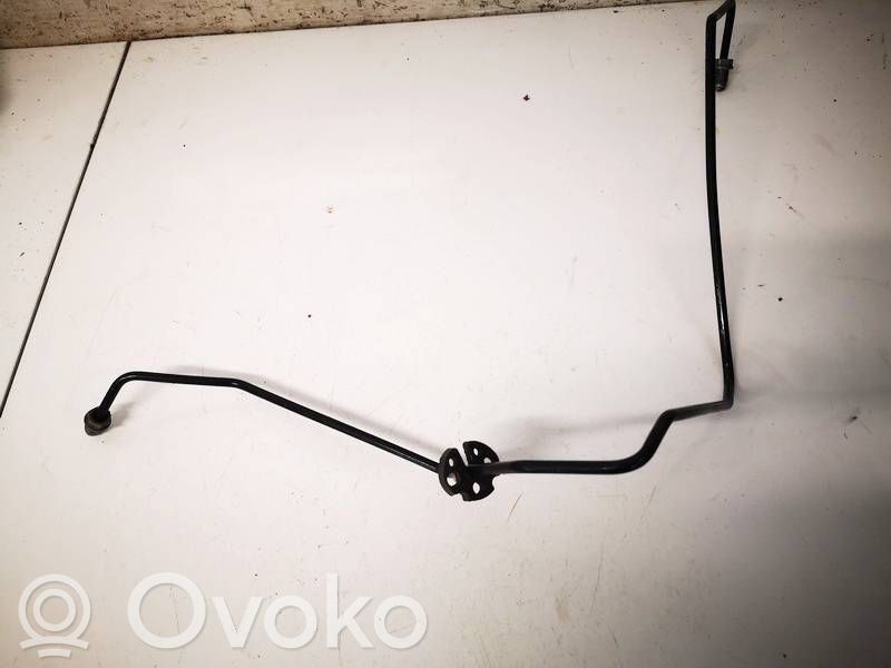 Polttoaineputken letku   1EC614720,1EC614720
