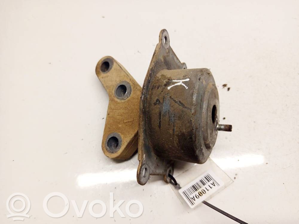 Opel Zafira B Supporto di montaggio del motore 
