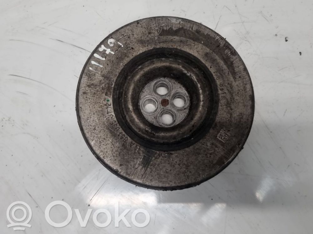 Mercedes-Benz A W176 Puleggia dell’albero motore 