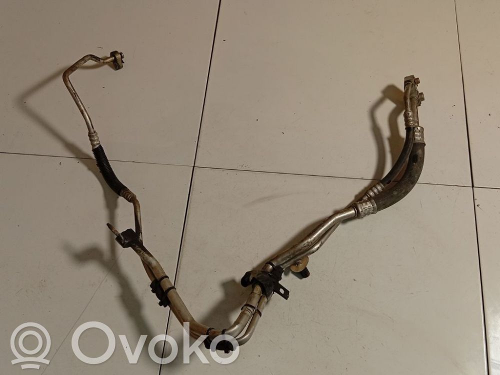 Ilmastointilaitteen putki (A/C)   05058152AF,05058152AF,5751202