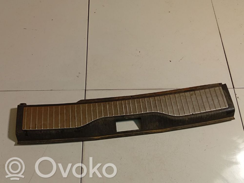 Opel Zafira B Inne elementy wykończenia bagażnika 