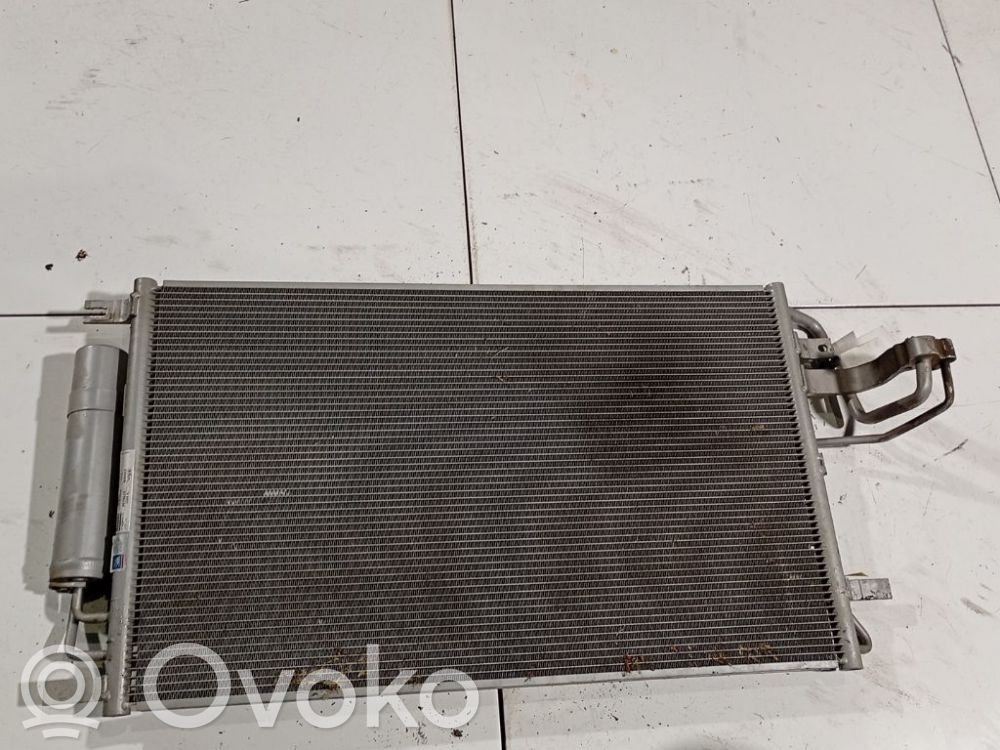 KIA Sportage Skraplacz / Chłodnica klimatyzacji 