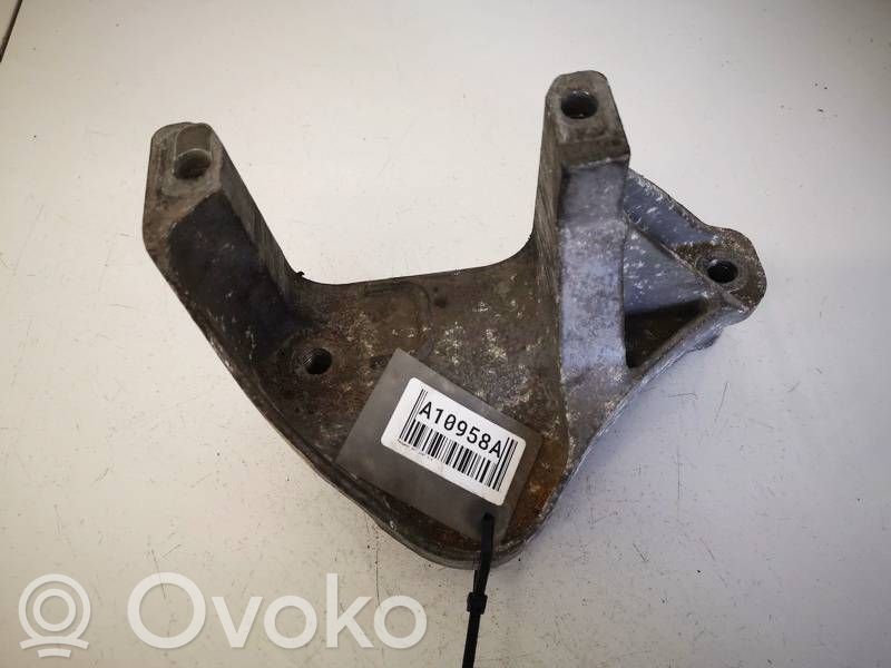 Peugeot 407 Suport motor 